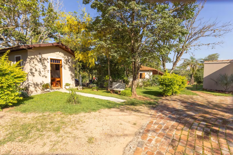 7b9e6225-17a1-43e7-89a8-7e49e516a29a